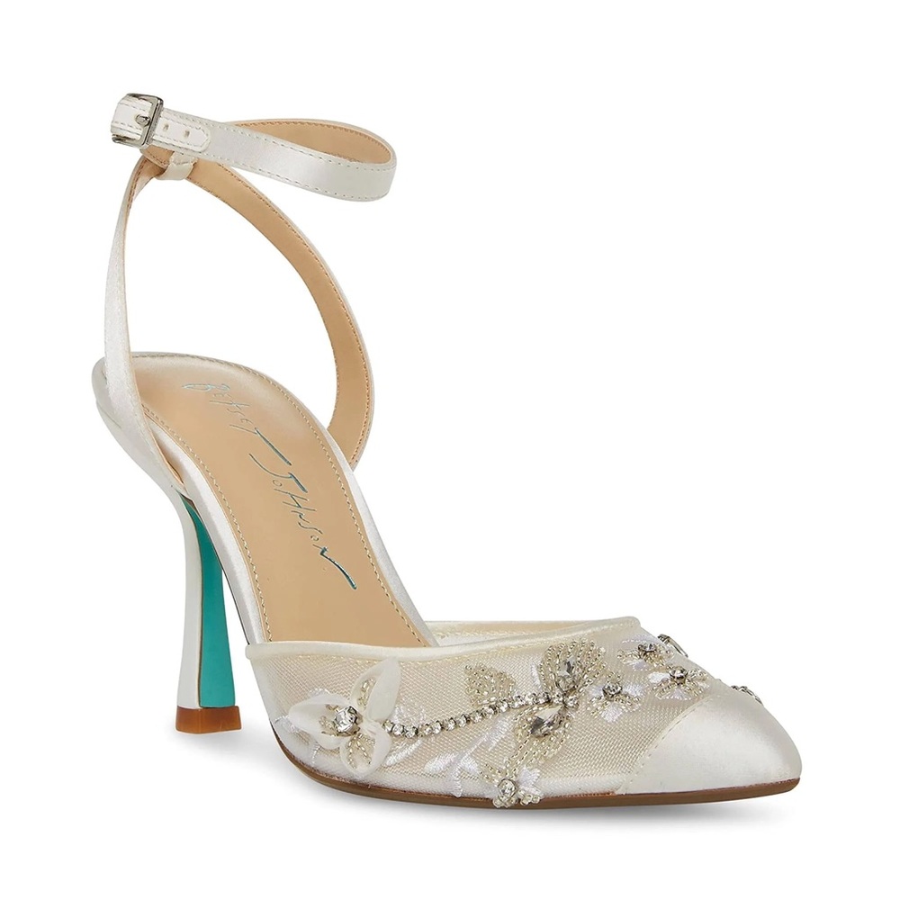 Slightly worn Betsey Johnson Micki Pumps